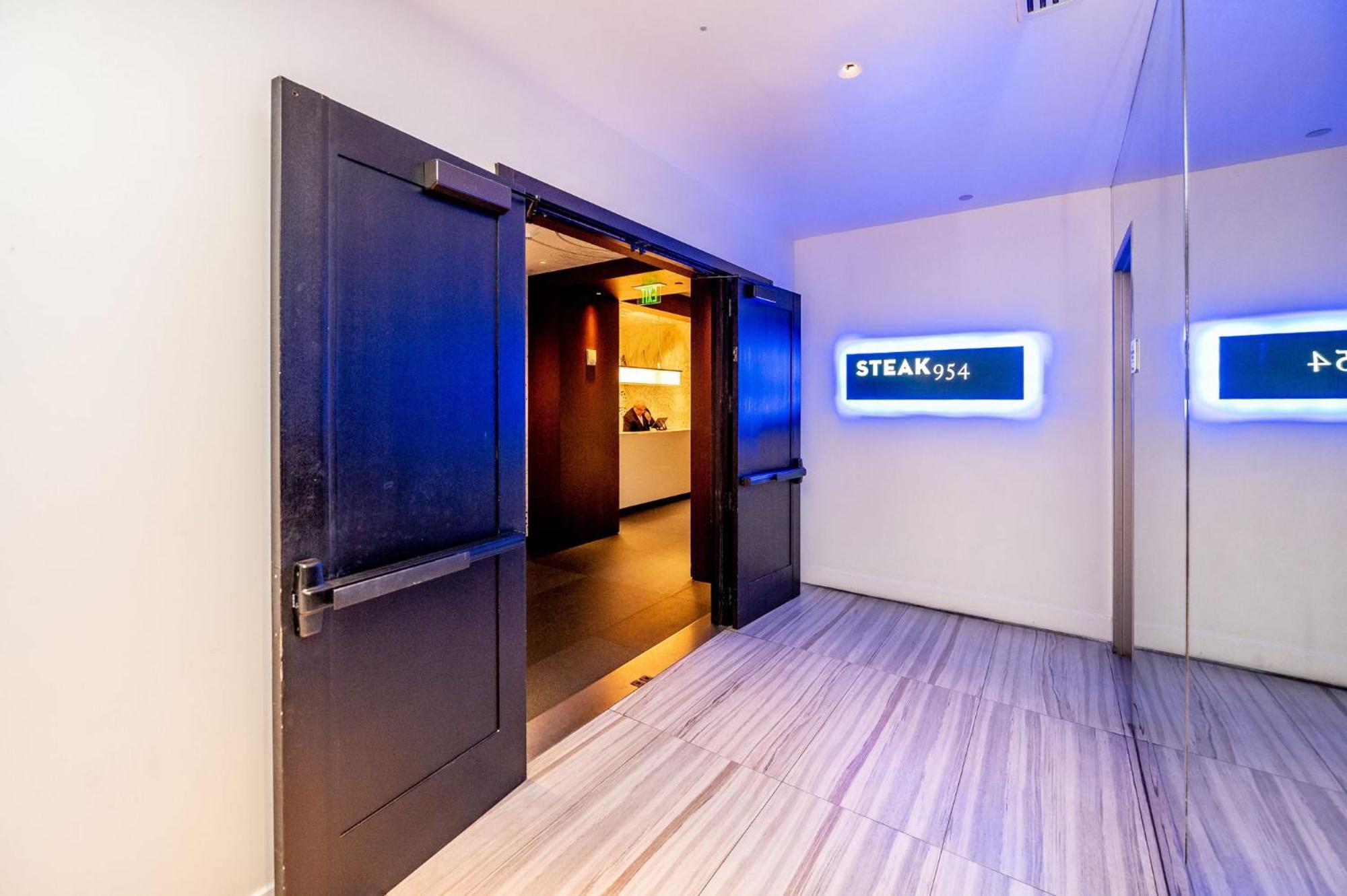 Oceanview Luxury, Access, Sleeps 6 2br 2ba - Vista Mar By Homestakes Appartement Fort Lauderdale